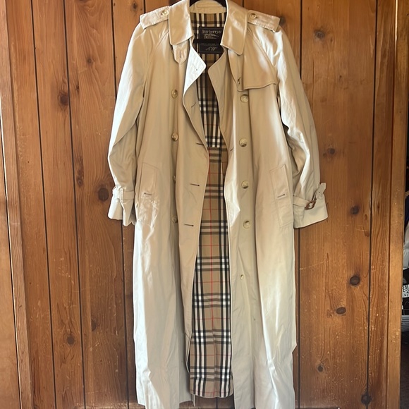 Burberry vintage trench